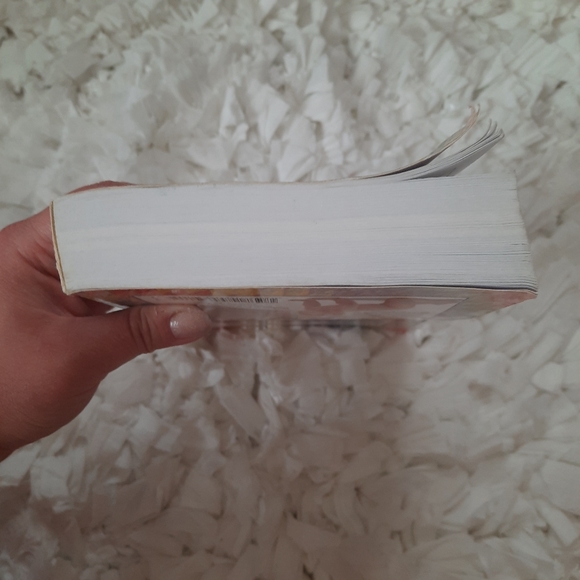 What to Expect When You're Expecting Fourth Edition Book - Picture 16 of 16